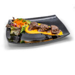 Carrillada con parmienter de zanahoria