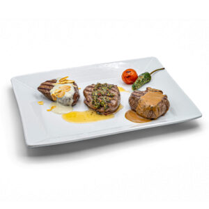 Nuestras Tres Estrellas